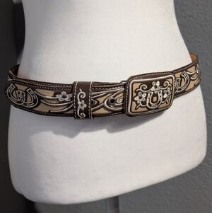 Embroidered Leather Western Horseshoe Belt